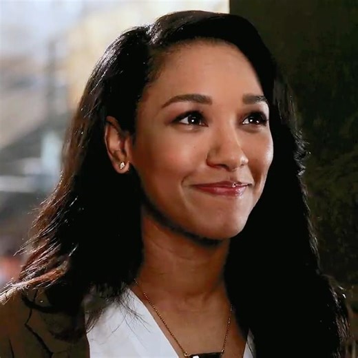 Iris have you lost your mind? 🤔 #theflash #iriswest #wallywest #shorts