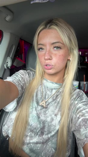 Amber Grace🎀 (@amber2_00)’s videos with som original - ️crz