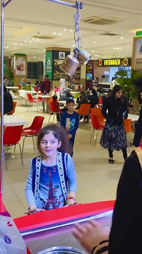 Because It’s Trending 💃🏻 #fypシ゚viral #trendingsong #foryoupage #trending #istanbul #turkish #icecream #viralvideo #viraltiktok #funnyvideos #fypシ #love