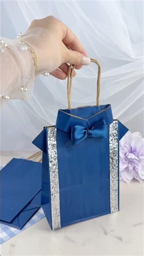 Father’s Day Gift Bag DIY. #FathersDayDIY #DollarTreeDIY #GiftWrap #DIYCrafts #Shorts
