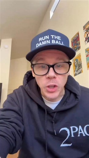 Seahawks - Patriots Super Bowl and guess what happens on the one yard line. The Bronco's just took the lead while I upload this so I'm probably gonna look like even more of a genius. #predicitons #nfl #seahawks | Andrew Rivers