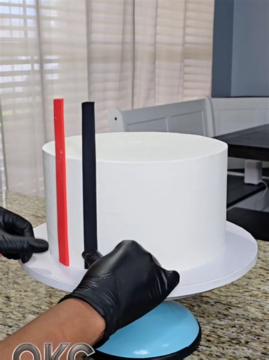 Quick Graduation Cake Decorating Tutorial