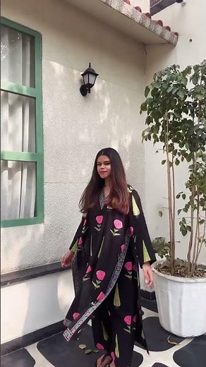 Women’s Black Floral Kurta Set with Pants | Elegant Ethnic Wear by Jaipur Kurta