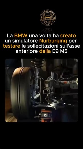 Supercar Italia on Instagram: "Segui @Luxury_drive_italia 🏁✨ BMW, per perfezionare la M5 E39, non si è limitata ai test in pista. Ha fatto qualcosa di estremo. 🔧🧠 👉 Ha costruito un simulatore dedicato del Nürburgring per replicare le sollecitazioni brutali della Nordschleife direttamente sull’avantreno. Senza macinare giri infiniti sul circuito reale, gli ingegneri potevano stressare sospensioni, sterzo e componenti strutturali all’infinito ⚙️🔥 Il risultato? ✔️ Un frontale capace di gestire