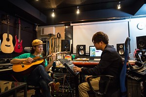 Interview / Tokyo Recordings スタジオ潜入取材！(後編) - Spincoaster (スピンコースター)