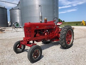 1955 McCormick Farmall 400 2WD Tractor | Agriculture