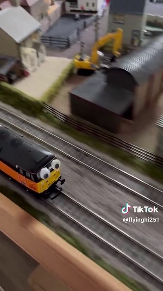 @Hornby-Model Railway #halloween #modelrailway #trains #toys #hornby