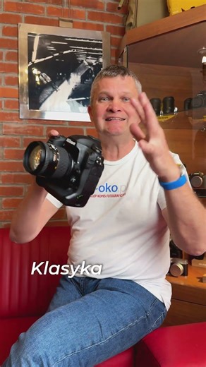 Nikon D5 in the Artemis II mission - used camera at e-oko.pl #artemis #nasa #helloworld