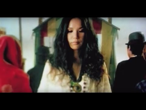 Superfly 『愛をこめて花束を』Music Video - YouTube