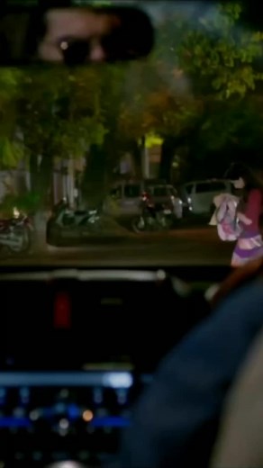 Rahul and Aarohi's First Meeting in Aashiqui 2 | Heartwarming Scene