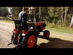 Kompakttraktor Kubota B7100 hst