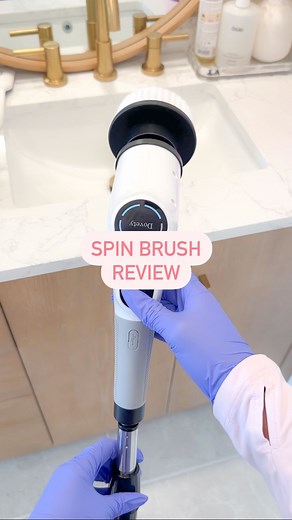 160K views · 3.1K reactions | There’s a better way to clean your shower. But I love the spin brush for people with mobility issues! #cleaning #showercleaning #spinbrush #cleaninghack | TidycademyPro | Facebook