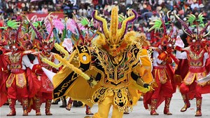 ¿Cuáles son las danzas emblemáticas que participan en la Festividad de la Virgen de la Candelaria?
