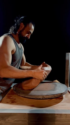 My pottery life… some moments #tiberiogracco #bonsaipots #bonsaipot #tokoname #clayart #clayartist #ikigai #tougei #potterylove #bonsai #bonsailovers #haiku #yoga #bushido #zendesign #zen #zenart #wabisabi #wabisabiceramics #takumilifestyle | Tiberio Gracco