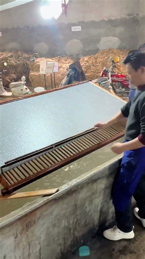 Traditional handmade papermaking techniques in China #life #handcraft #traditional