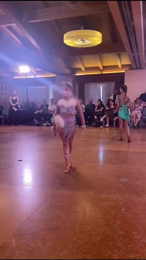 47K views · 1.7K reactions | Il suo cha cha  | Susydance | Facebook