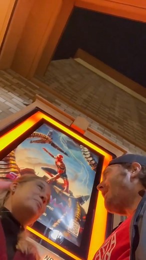 12 reactions | SPIDER MAN WORLD PREMIER #funny #prankvideo #laugh #jokes #comedy #reelsfb #videos #viralvideo #prank #fyp #viralreels #viral #talkingdog #couples #fblifestyle | Robby and Penny | Facebook