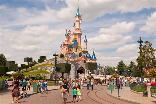 I'm a Disney expert & these are the best dates to visit Disneyland Paris in 2022