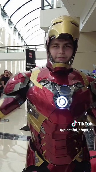 - PCBs by @PCBWay Chest motorization by @levy3d - MK46 files by @johan3dprintmaster - electroplated arc reactor by - unibeam files by @neon.robotnick #ironman #ironman2 #ironman3 #ironmancosplay #cosplay #cosplayedit #ironmanedit #cosplayphotography #photographyedit #marvel #dc #marvelstudios #marvelcosplay #dccosplayavengers #avengerscosplay #diy #3dprintedcosplay #3dprinted #3dprinting #3dprinters #3dprints
