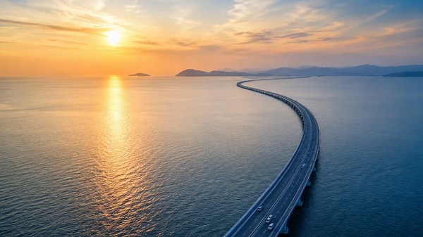 Salah satu jembatan laut terpanjang di Asia