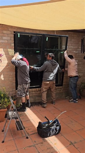 Legendary Windows & Siding on Instagram: "One day. Zero shortcuts. A full window transformation in Cibolo, TX. This is what precise installs and a dialed-in crew look like. #SanAntonioHomes #SanAntonioContractor #WindowReplacement #SidingUpgrade #HomeExterior CurbAppeal"