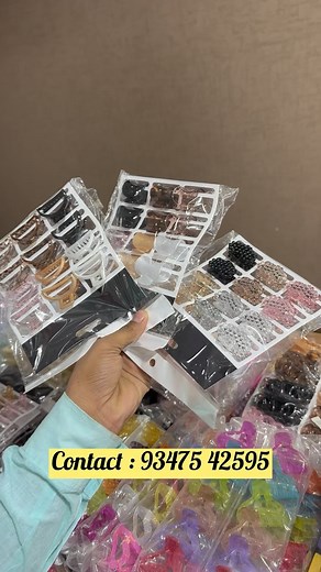 22K views · 670 reactions | @global_bangles_ed_jewellers Ramzan shopping 100+ ladies items available #ramzanshopping #onlineshopping #ladies #oldcity #makeup #beauty #trendingreels #reelsinstagram #hyderabad #viralvideos #ramadan #sale #forsale #explorepage #mumbai #funny | Hrithik Singh | Facebook