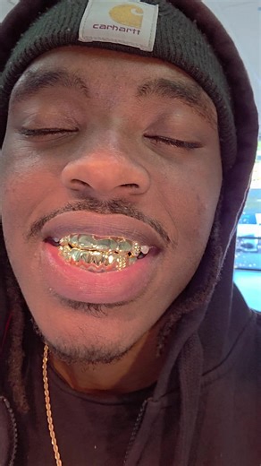J&J Rhino Gold Grillz Same day gold teeth ☎️678-629-3843 📫1956 duluth hwy suite b111 Lawrenceville GA 30043 #samedaygoldteethGA #GOLDTEETHATLANTA #alabamagoldteeth #southcarolinaGrillz #northcarolinagoldteeth