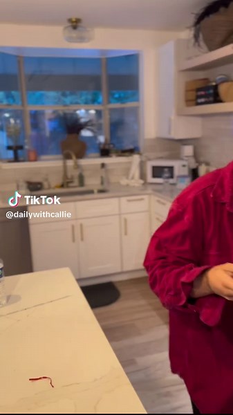 A moment of motherhood • Day 4 I did everything today — the meals, the cleaning, the soothing, the playing — and still felt unseen. Motherhood can feel like you’re giving 100% in a world that thinks you’re doing the bare minimum. But my baby reached for me tonight, and suddenly I remembered… I matter more than I feel. #selfcare #momvlogs #dayinthelife