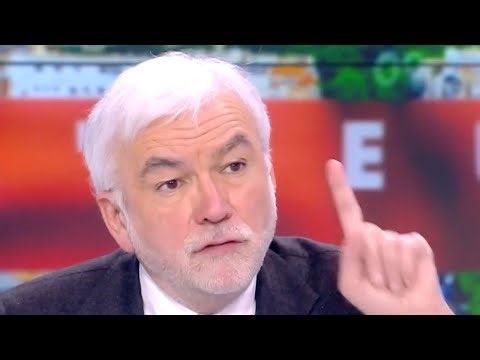 "Pourquoi TF1 n’a pas parlé des débordements de la CAN ?! Mais c’est extravagant !" (Pascal Praud)