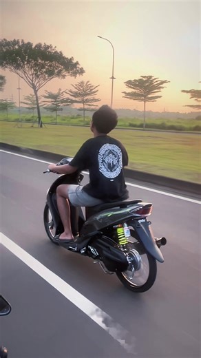 Exploring the Features of Mio Sporty Motorbike