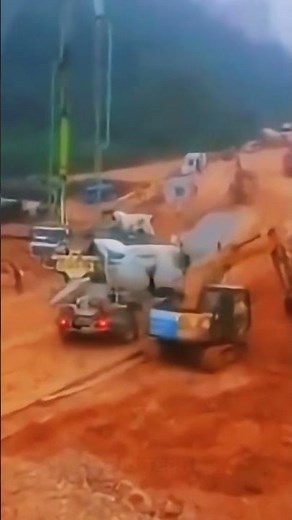 Dangerous Idiots Fastest Truck & Heavy Equipment Disasters | Extreme Oversized Transport Fails #1