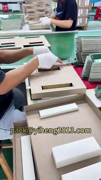 High-speed packaging factory 🏭 We make boxes fast #PackagingFactory #CustomBoxes #PackagingSolutions #BoxManufacturing #FastProduction