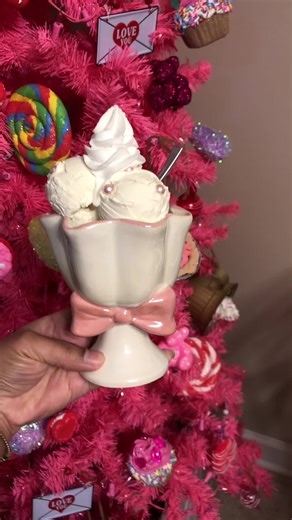 If you missed the premiere, don’t worry — the FULL tutorial is now live on YouTube! 💗🍰 Learn how I made these sweet Valentine fake bake desserts step by step using affordable supplies. 🎥 Watch here 👉 Link in comments Let me know which one is your favorite! 🥰 #FakeBake #ValentineDIY #DollarTreeCrafts #DIYCrafts #kandkinspiredcreations