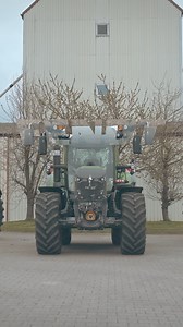 19K views · 524 reactions | Our Fendt professional Simon Landgraf and his team tested our new fleet addition, the Fendt 600 Vario, in a competition consisting of four challenges. It is compared to Fendt 700 Vario Gen6 and Fendt 700 Vario Gen7 in terms of traction, sprinting, comfort and visual axes. We are excited to share the results with you – stay tuned! Watch the full video here: https://youtu.be/vNi_0mrCbxU | Fendt | Facebook