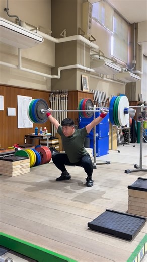 原 勇輝 on Instagram: ". CW-Xとサポート契約していただいてから今年で11年目！ . この度自衛隊体育学校ウエイト班で選手全員にCW-Xを購入していただける機会があり、初めてエキスパートモデルを履いてみたけどこれは良い！👍✨ . 今までロングタイツはCW-Xのなかで1番ハイエンドのジェネレーターモデル一択だったけど、個人的にエキスパートもありかもしれない🫢 . 良い意味で着用感ないし、エキスパートのほうが動きやすさは完全に優れてる！ . @cwx.jp . #cwx #teamcwx #beabetteryou #cwxアスリート #ウエイトリフティング #スナッチ #トレーニング"