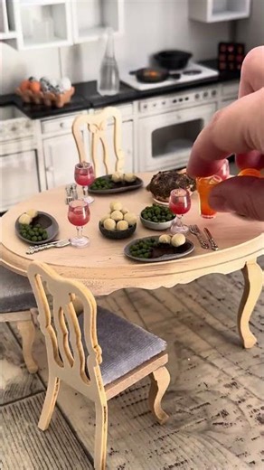 #crafting #christmas #classicminiature #fimo #craftingwithkids #xmas #flavorfulminiatures