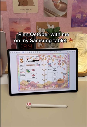 Planning October on my Samsung tablet 🍁 Using the new Penly app, currently in beta ✨ #digitalplanning #planwithme #samsungtablet #digitalnotes #notesapp
