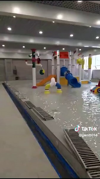Explore Customization for Indoor and Outdoor Water Parks