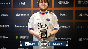 见证历史！3 Major MVP！玩机器看ZywOo荣获MVP！首位三个MajorMVP的选手！就是GOAT啊！！！_游戏热门视频