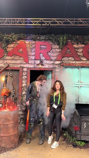 BODE Signs LLC: Next Level Halloween Booth at TransWorld Tradeshows