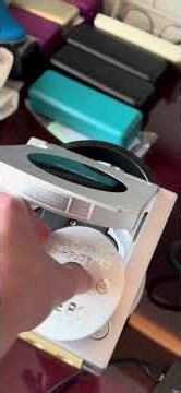 Playing Pokémon red on a Japanese GameCube