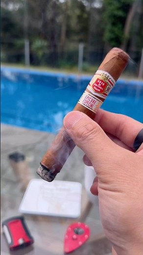 Hoyo de Monterrey Epicure Especial - Morning Smoke