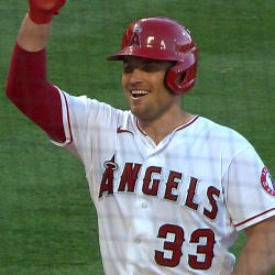 Max Stassi crushes a two-run home run in the 2nd | 07/06/2021