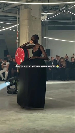 Most Emotional Runway Ever 😭 Anok Yai Vetements SS26 Closing