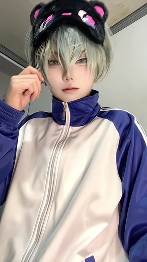 Creating an Alien-Themed Stage Décor