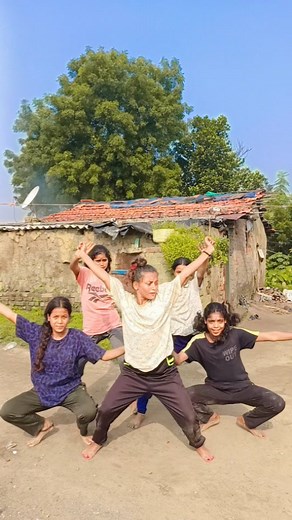 Jd Jd | Hamare gali aa Jana song dance GMG girls crew dance choreographer jd Sir #trending #reels #dance #public #india #instagram | Instagram