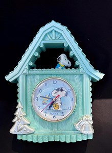 Super Rare Peanuts Snoopy Weihnachtsuhr Snoopy Als Pendel Funktioniert großartig, ABER Es gibt einige Beschädigungen Bitte Fotos ansehen! - Etsy.de