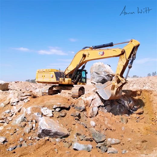 510K views · 13K reactions | Ames Construction was building out a new car manufacturing plant for electric vehicles. So how big of a project, you ask? When all was said and done, these folks moved 28 million yards of dirt and rock in total. There were about 170 machines moving dirt on site | Aaron Witt | Facebook