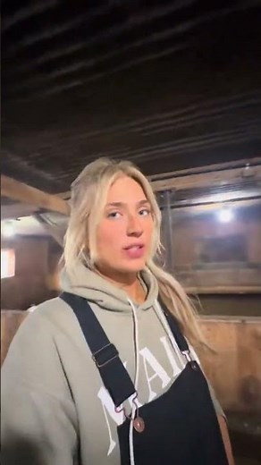 Pa’s Little Pig Barn 🐷 | Farmers Daughter Life on the Farm