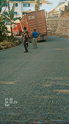 Spring Break Adventures Around the ZIM Truck